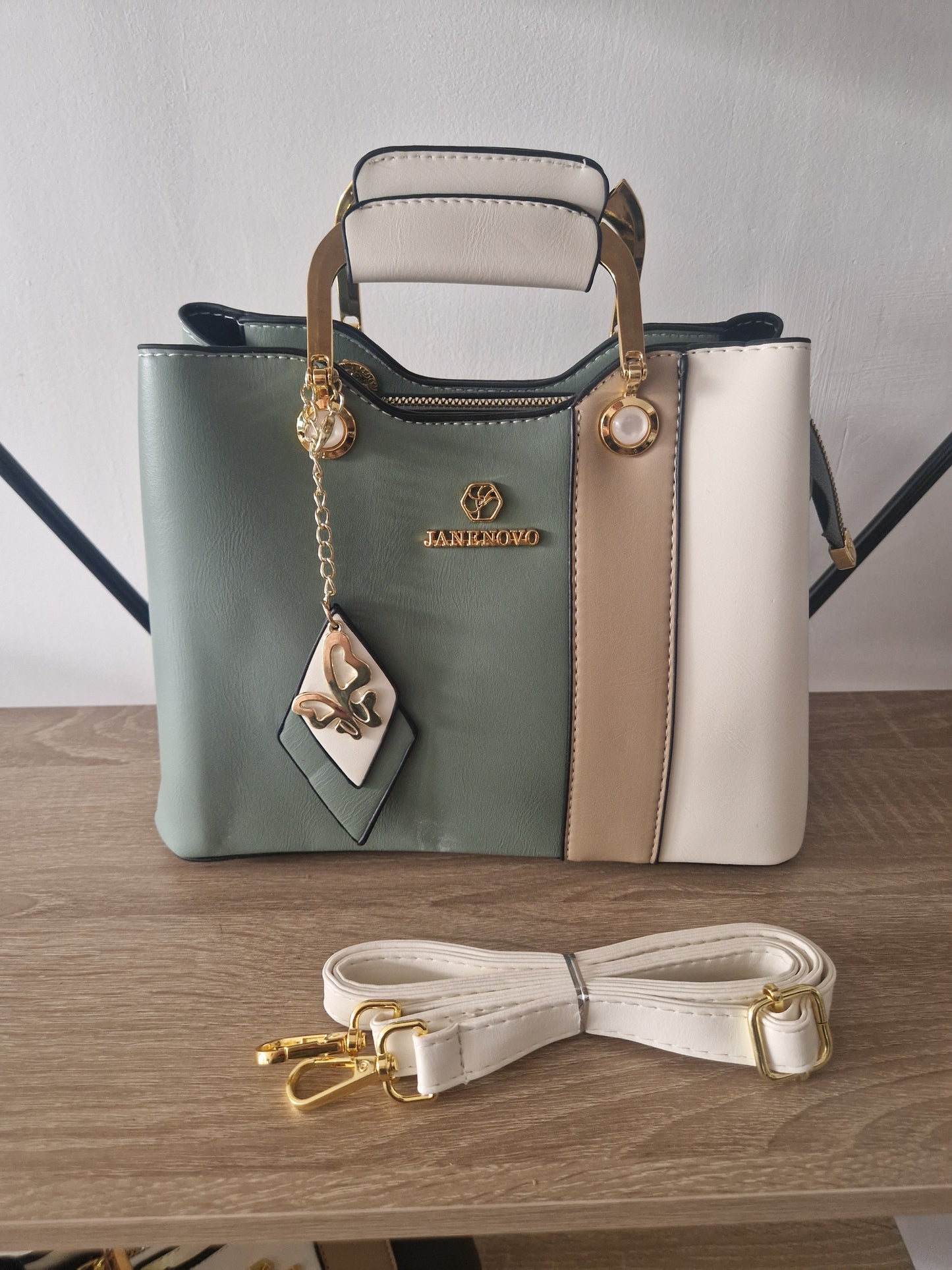 Hepburn handbag