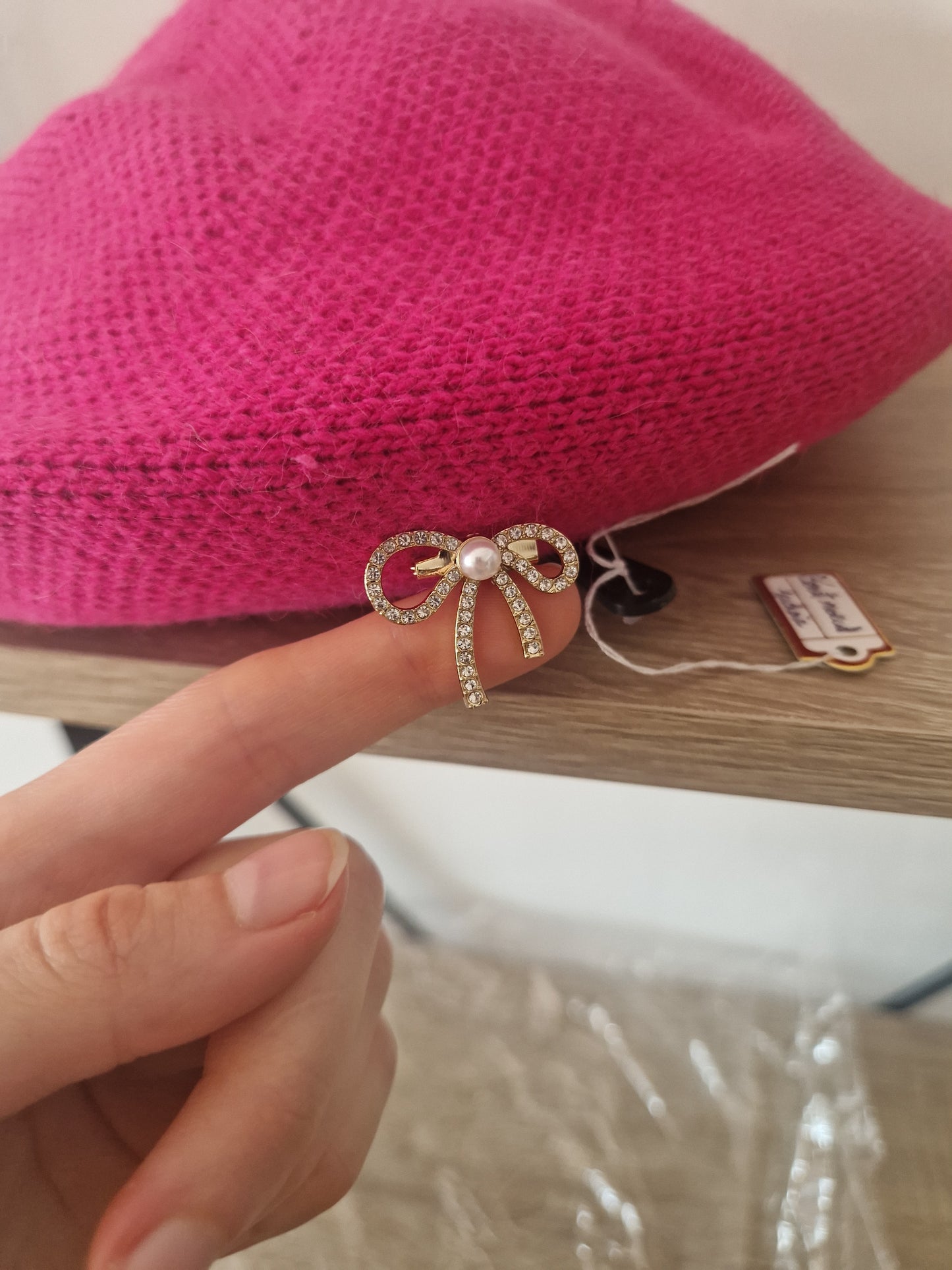 Knotted beret