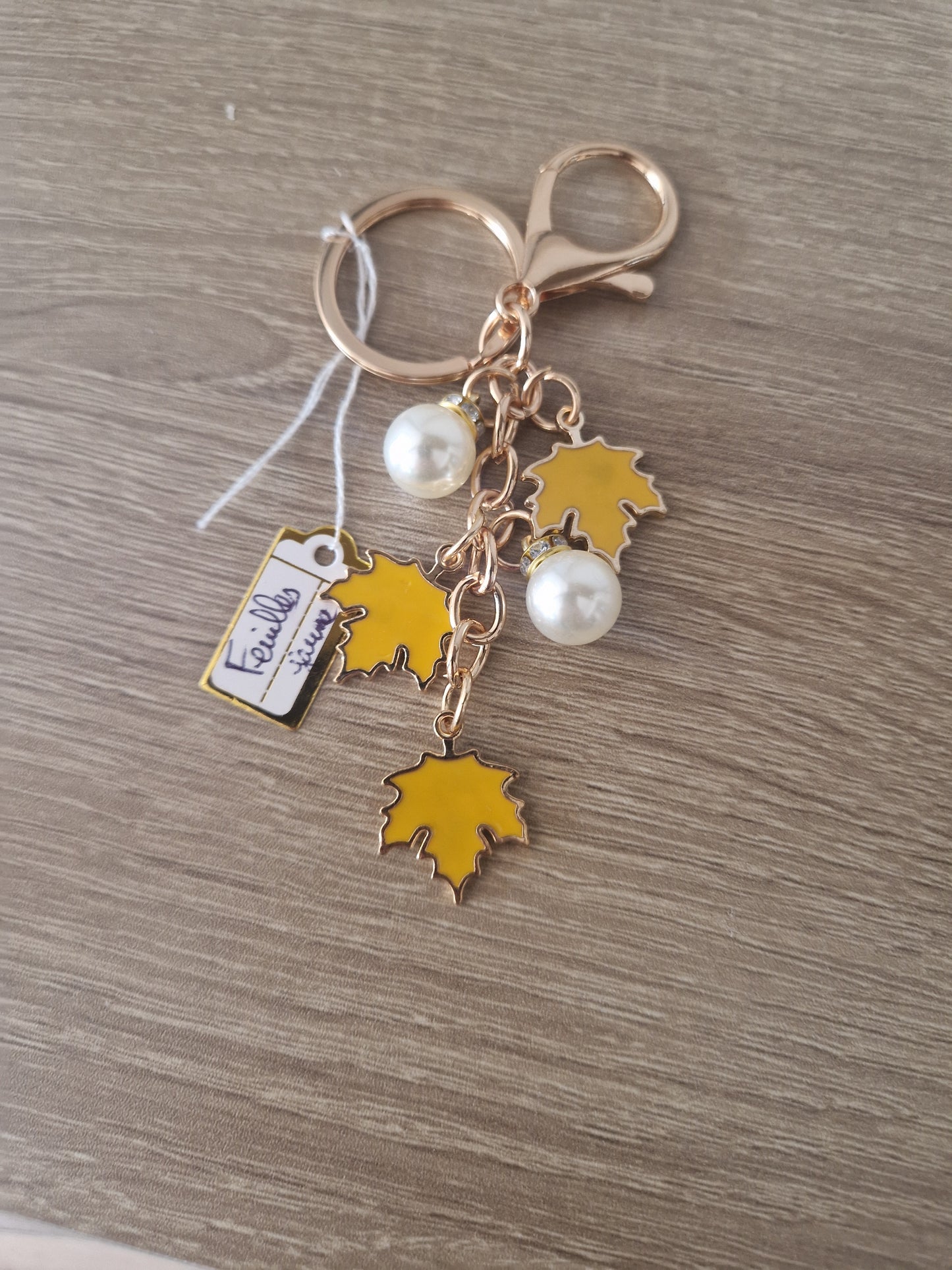 Leaf keychains
