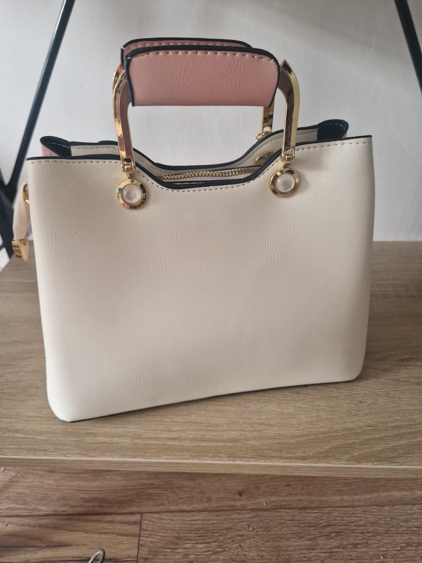 Hepburn handbag