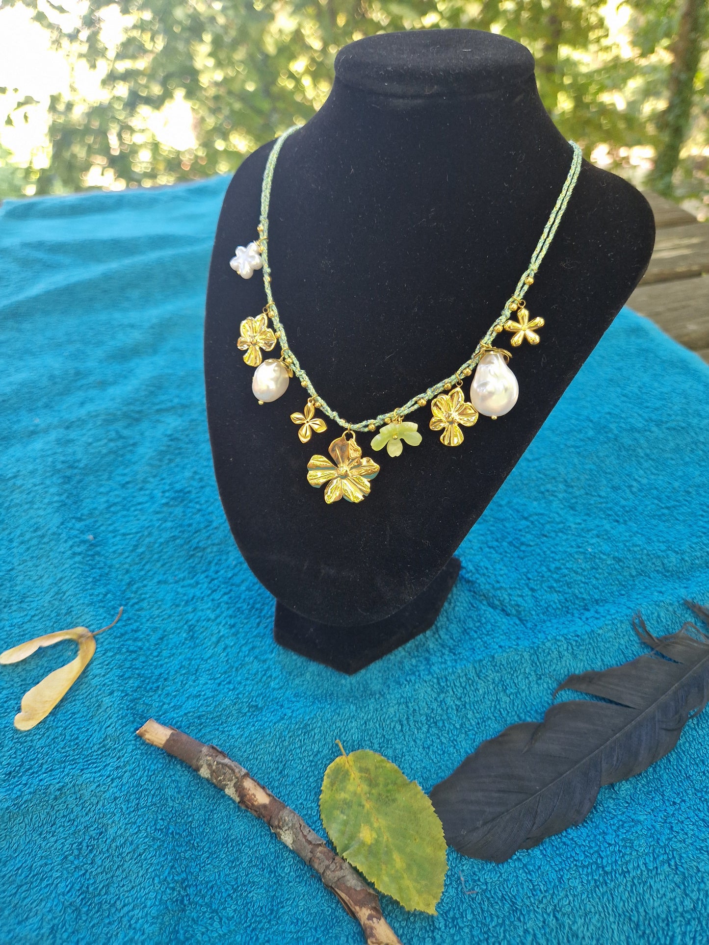 Daisy Necklace