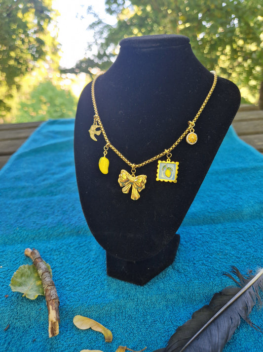 Noaline Necklace