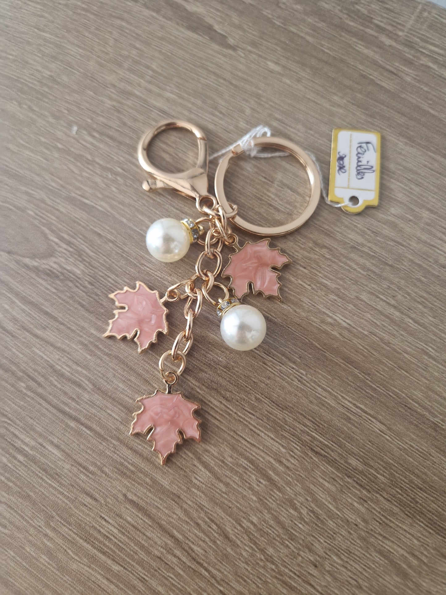 Leaf keychains