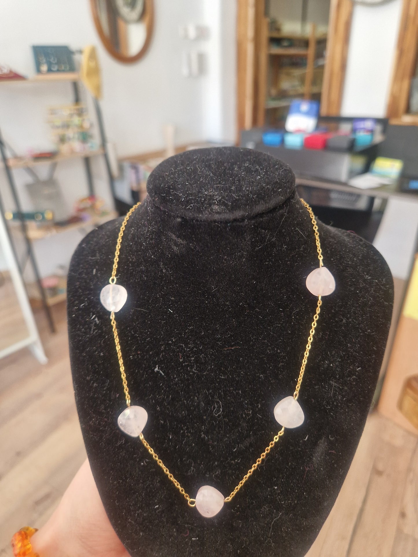 Collier pierres naturelles Ellie