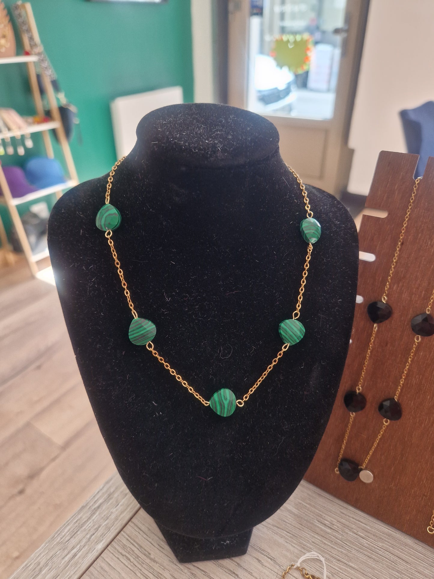 Collier pierres naturelles Ellie