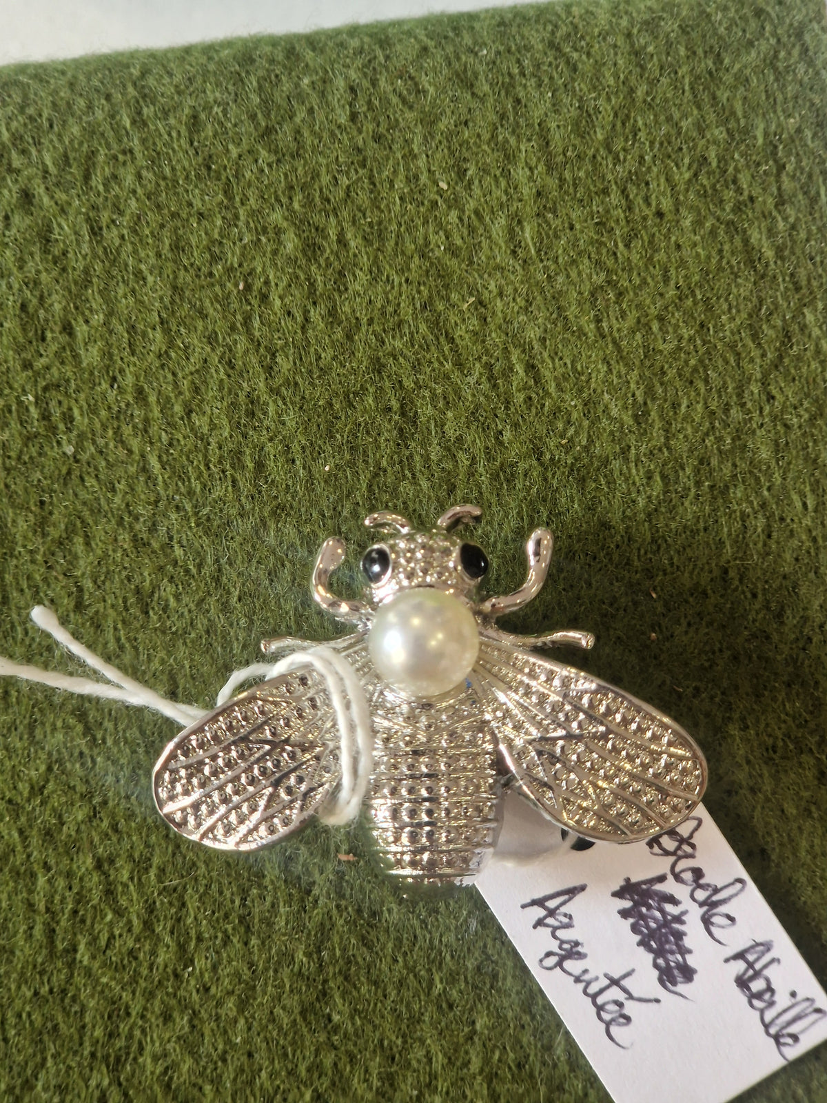 Broche abeille