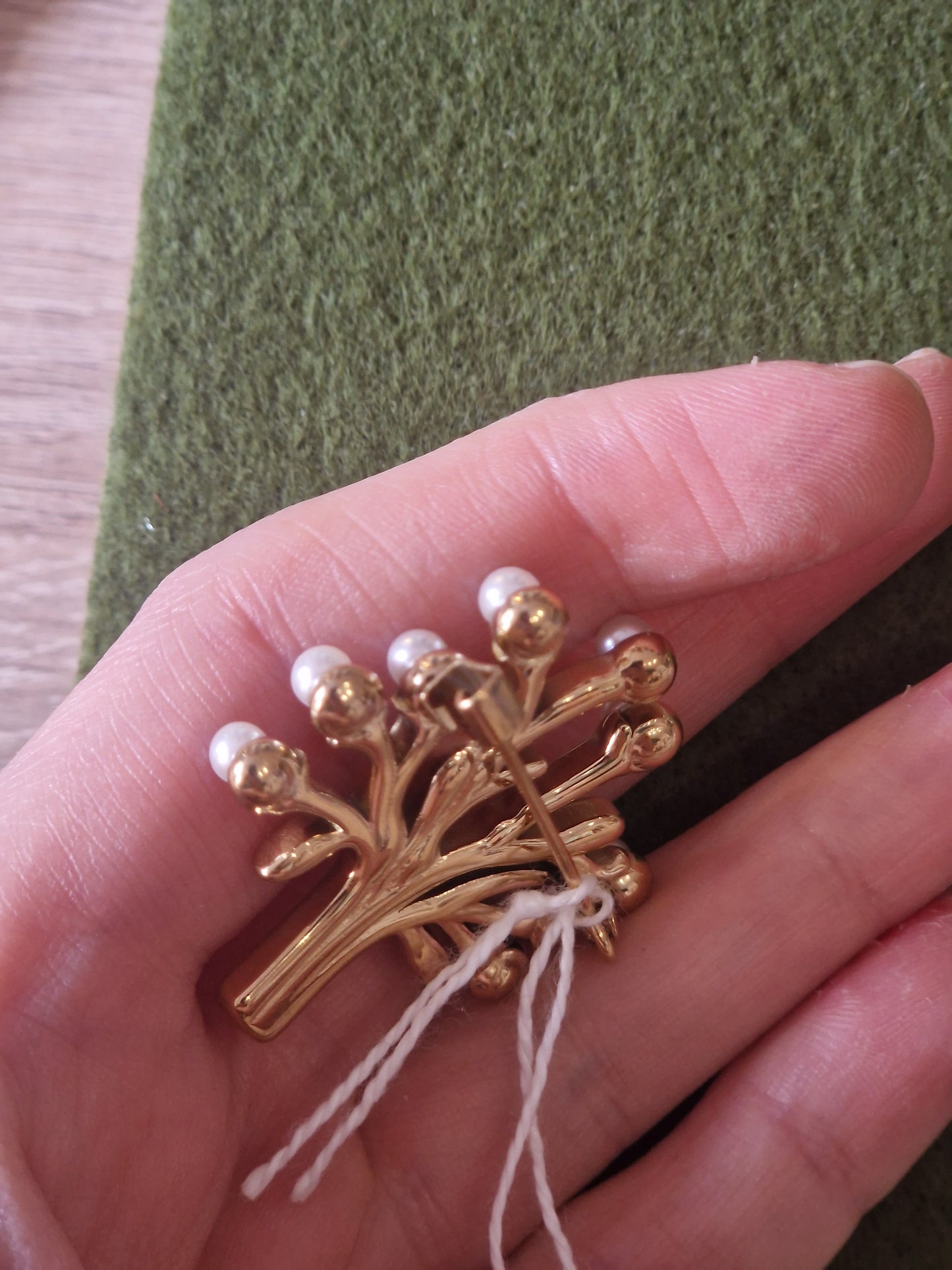 Broche arbre