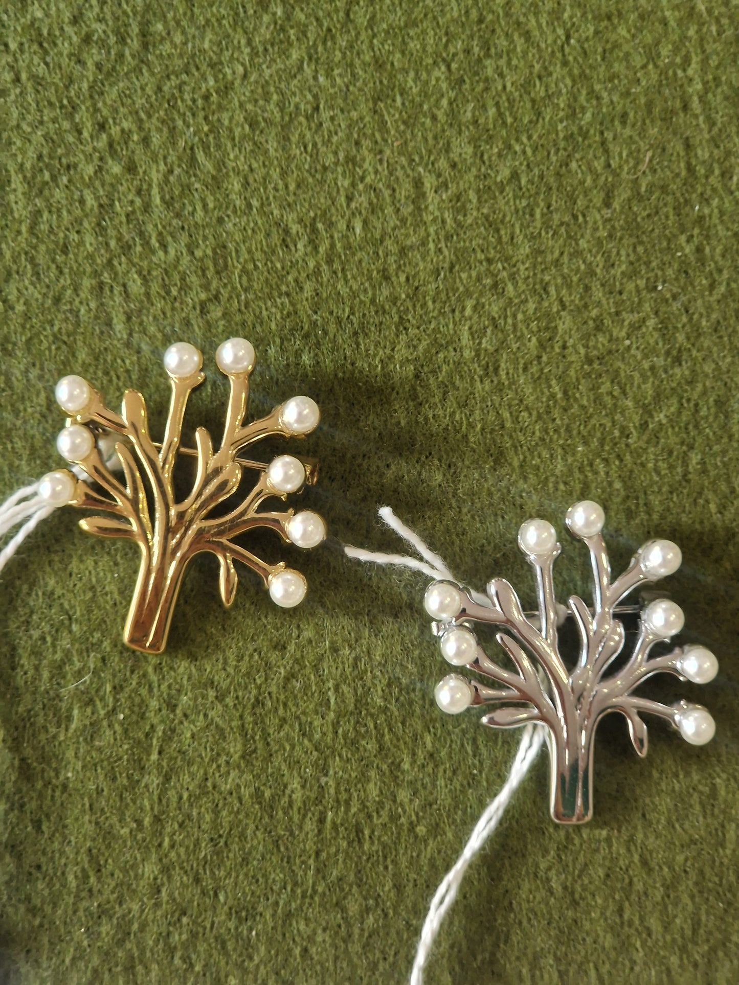 Broche arbre