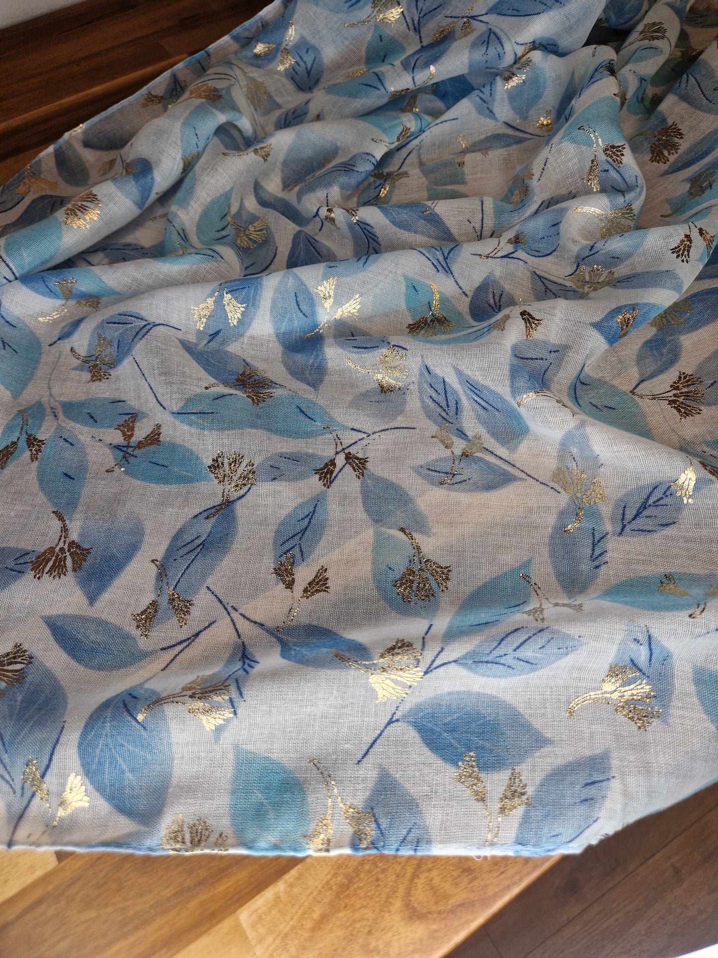 Foulard feuilles
