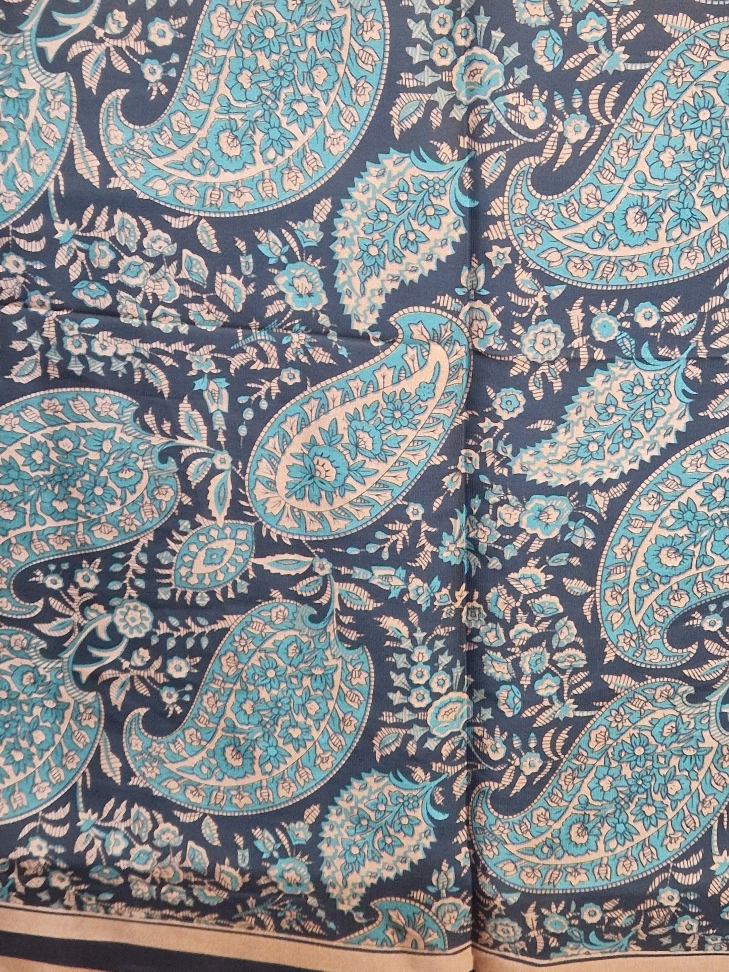 Square scarf