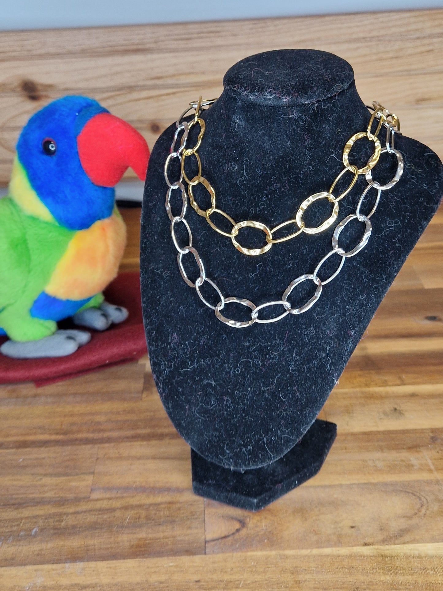 Collier Rowan