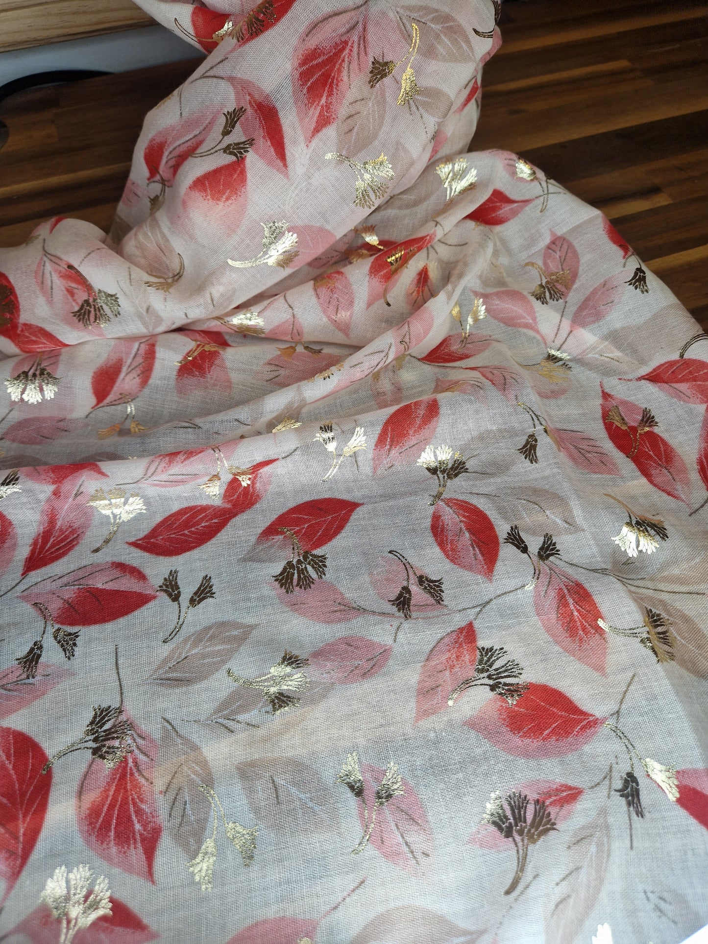 Foulard feuilles