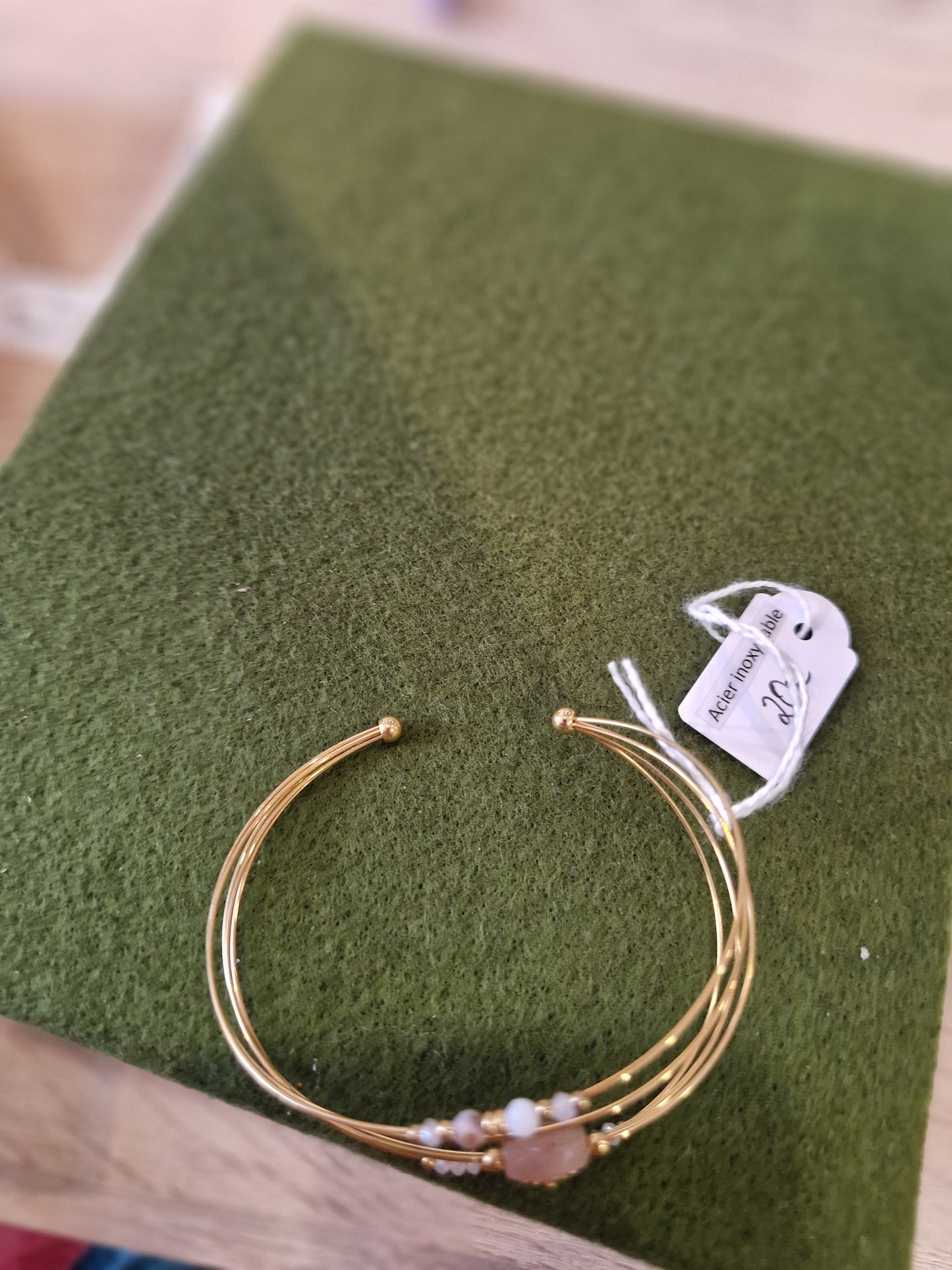 Jonc doré perles naturelles Cléopâtre